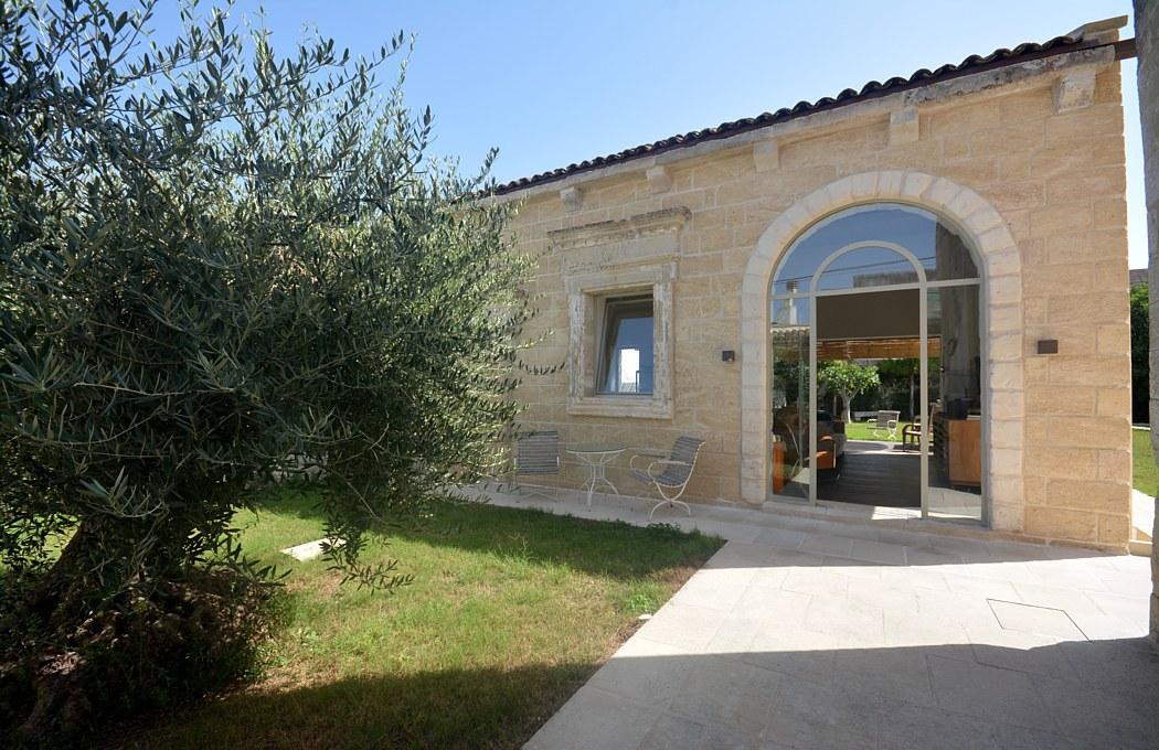 Courtyard main entrance